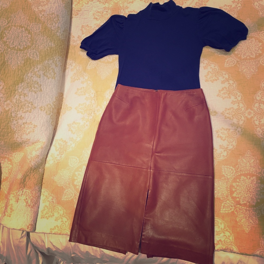 Cache genuine leather skirt